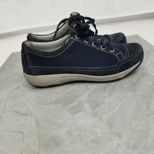 Dansko Slip Resistant  Shoes